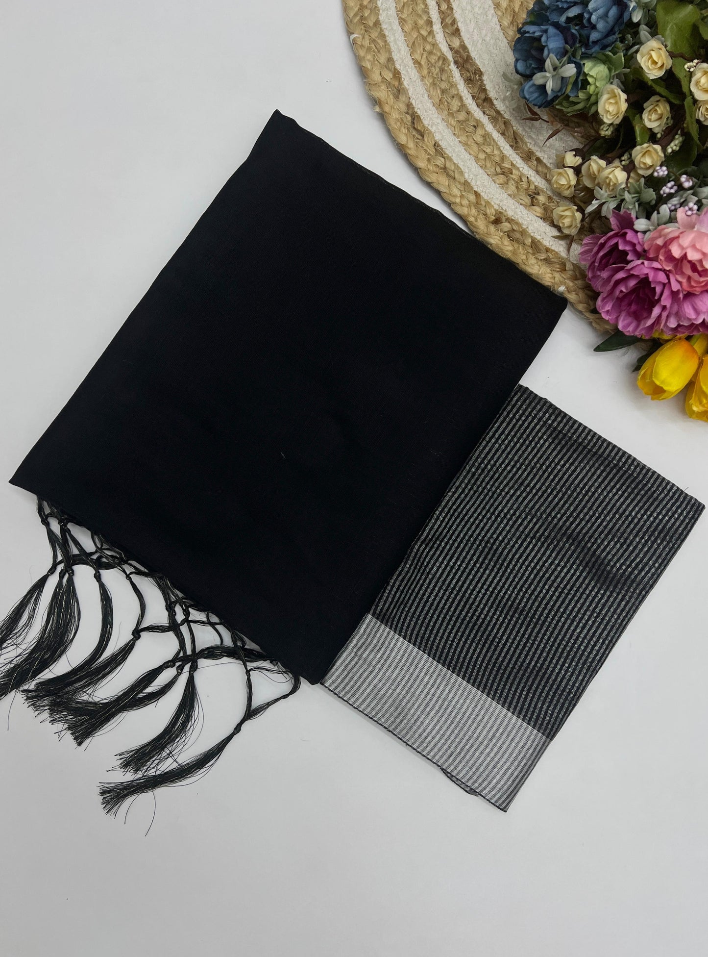 PURE LINEN PATTERN SAREE