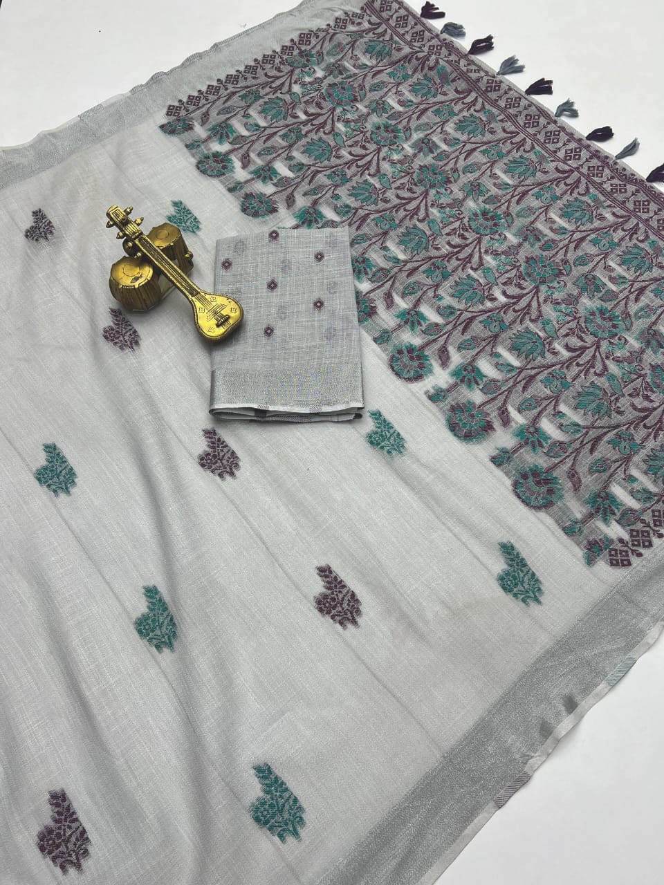LINEN PATTERN SAREE