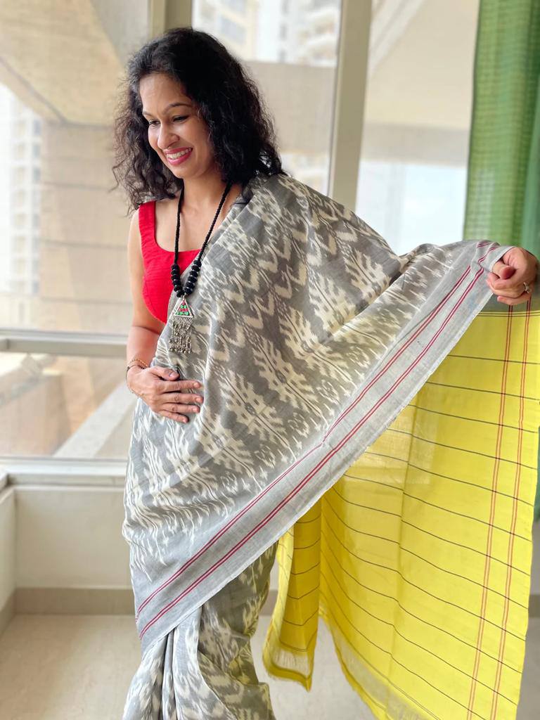 Classic Linen Saree