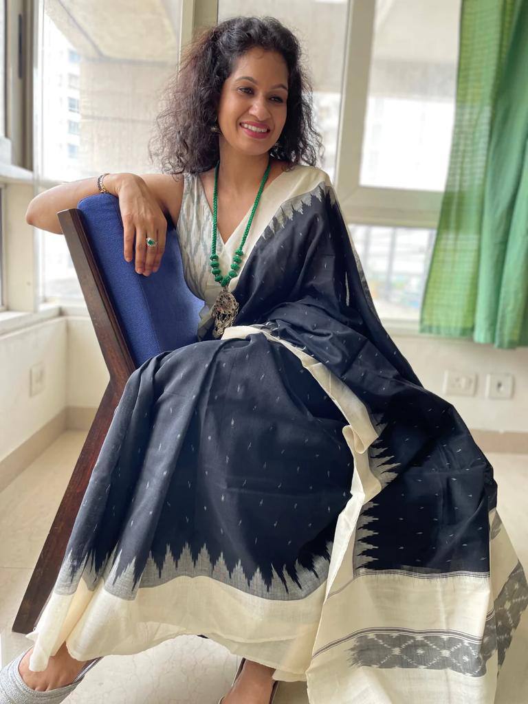 Classic Linen Saree