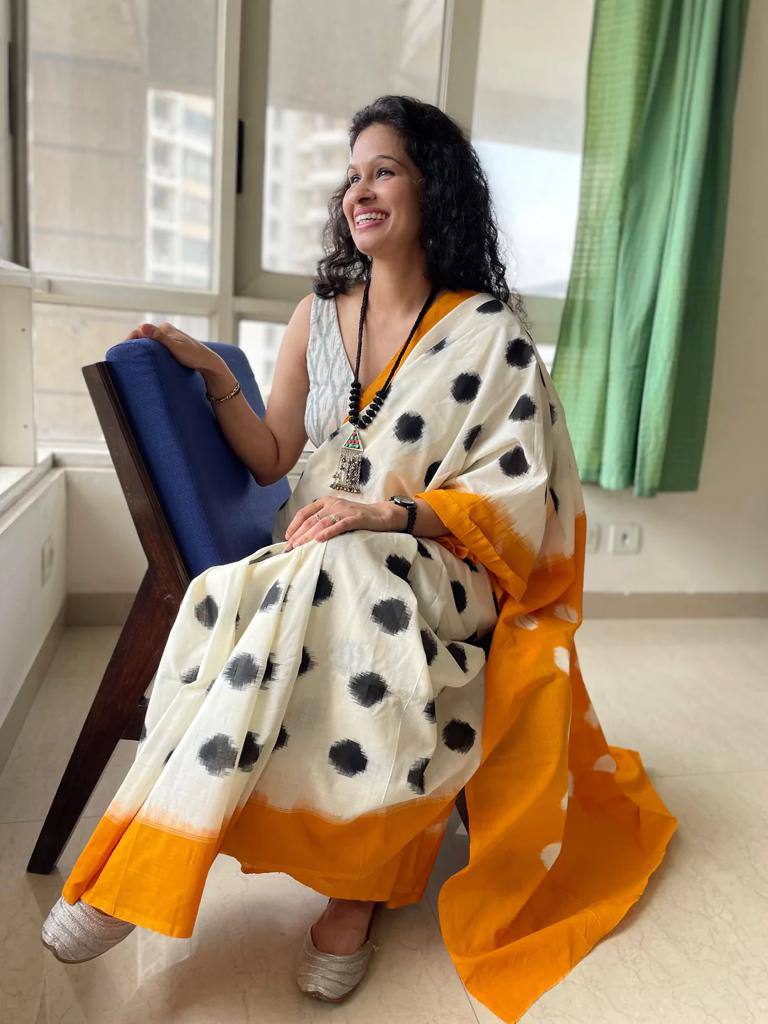 Classic Linen Saree