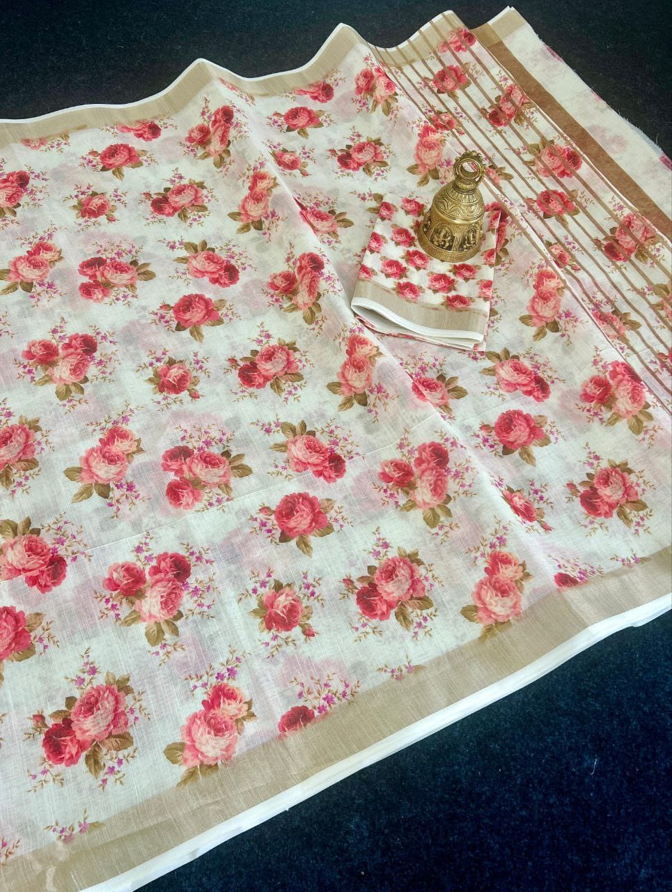 Zari Glow Linen Saree