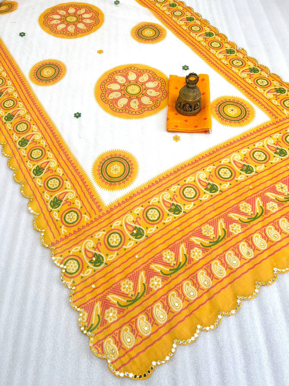 Classic Linen Saree