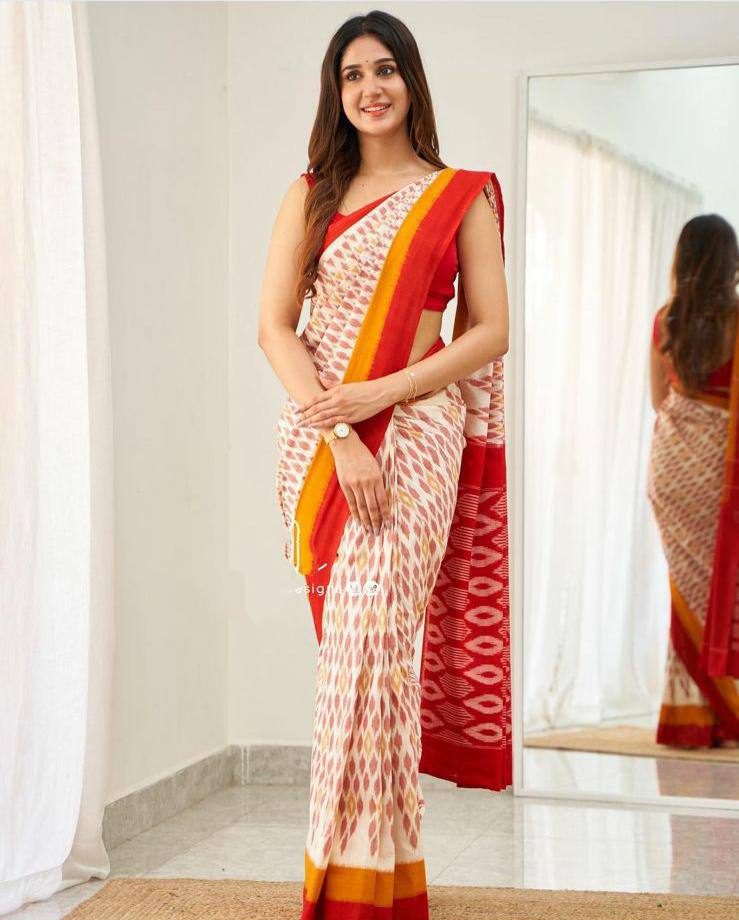 Linen Saree With Beautiful Digital Print