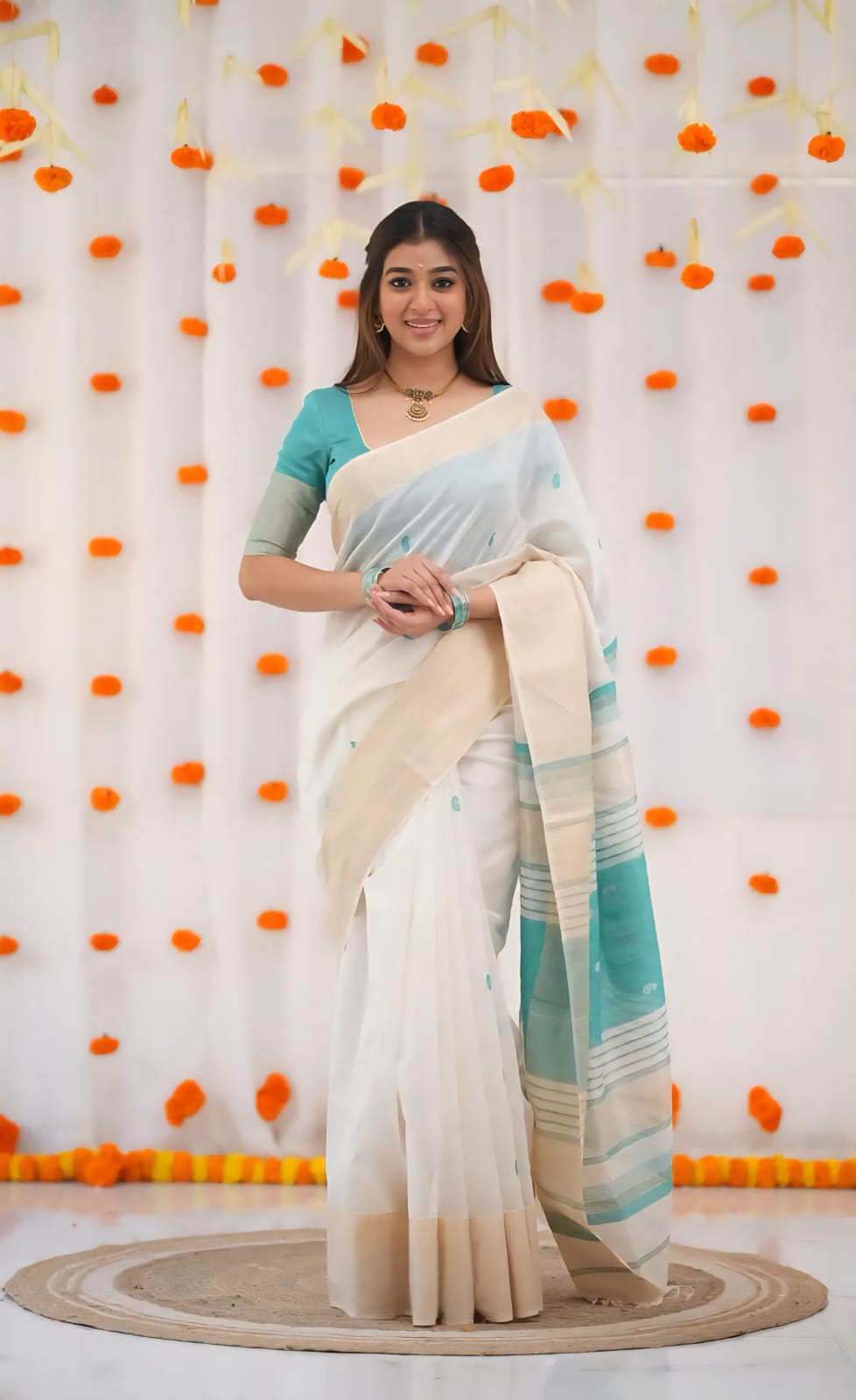 Elegant Linen Zari Saree