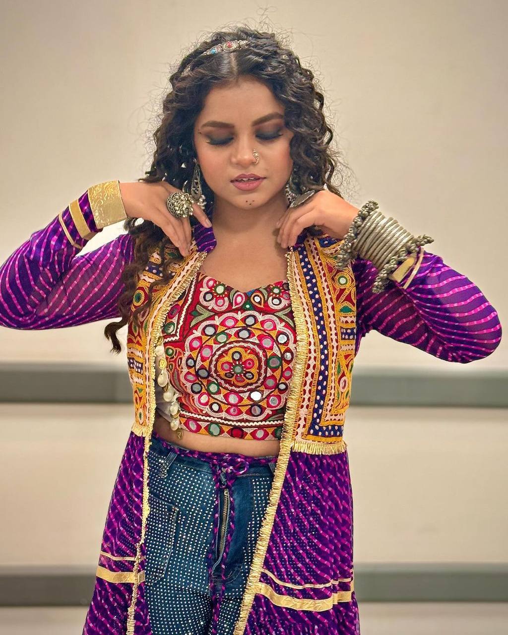 Navratri Special Bandhani Shrug with Embroidered Blouse Set