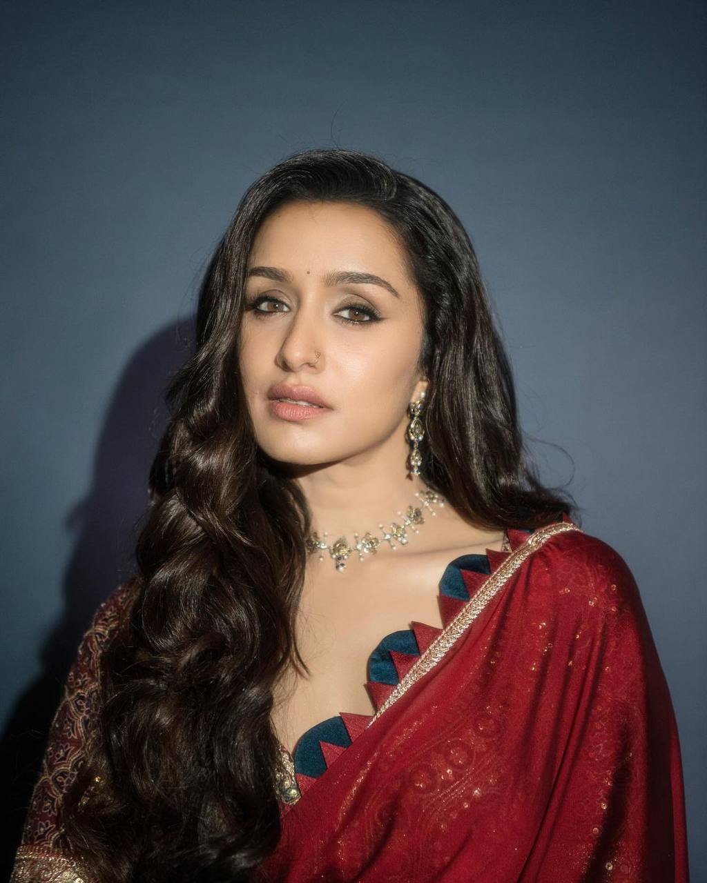 Shraddha Kapoor viral red saree